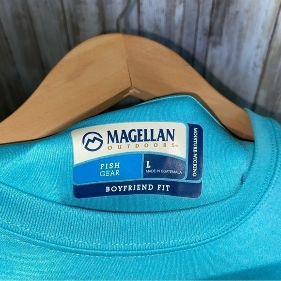 Magellan Fish Gear Blue Long Sleeve - Picture 4 of 4